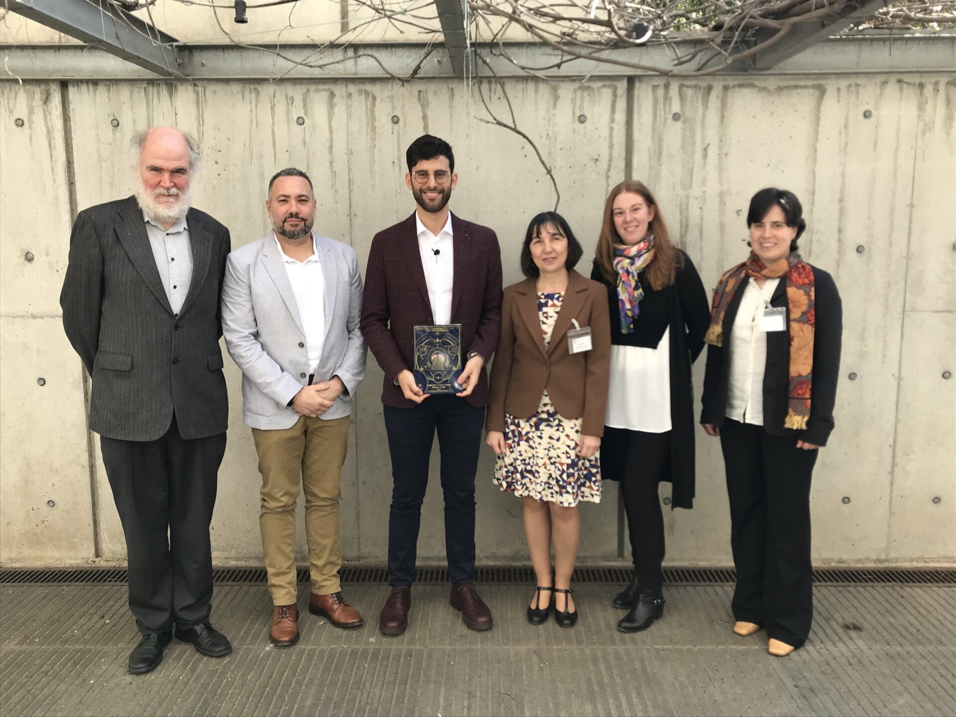 Dr. Mudarra with the members of the evaluation committee and his thesis supervisors